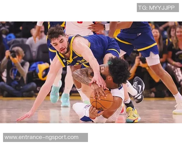 勇士与活塞激战正酣最终结果揭晓球迷们热议比赛精彩瞬间